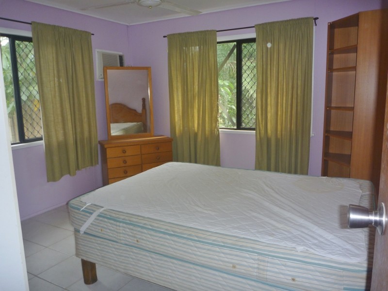 10 Erang Street, Woree QLD 4868