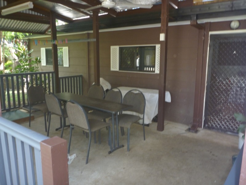 10 Erang Street, Woree QLD 4868