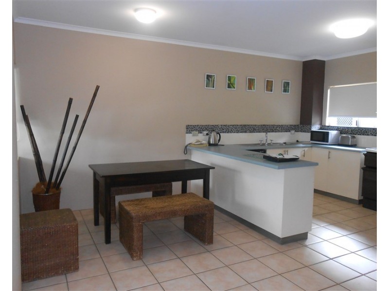 307/225 McLeod Street, Cairns North QLD 4870