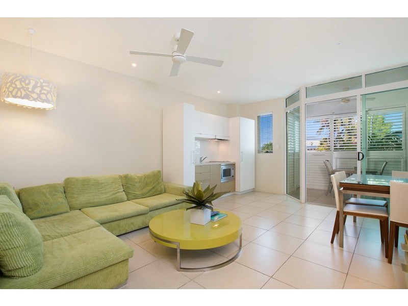 14/201 Lake Street, Cairns North QLD 4870
