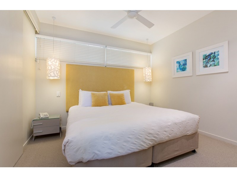 14/201 Lake Street, Cairns North QLD 4870