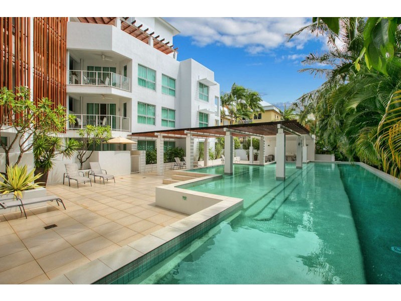14/201 Lake Street, Cairns North QLD 4870