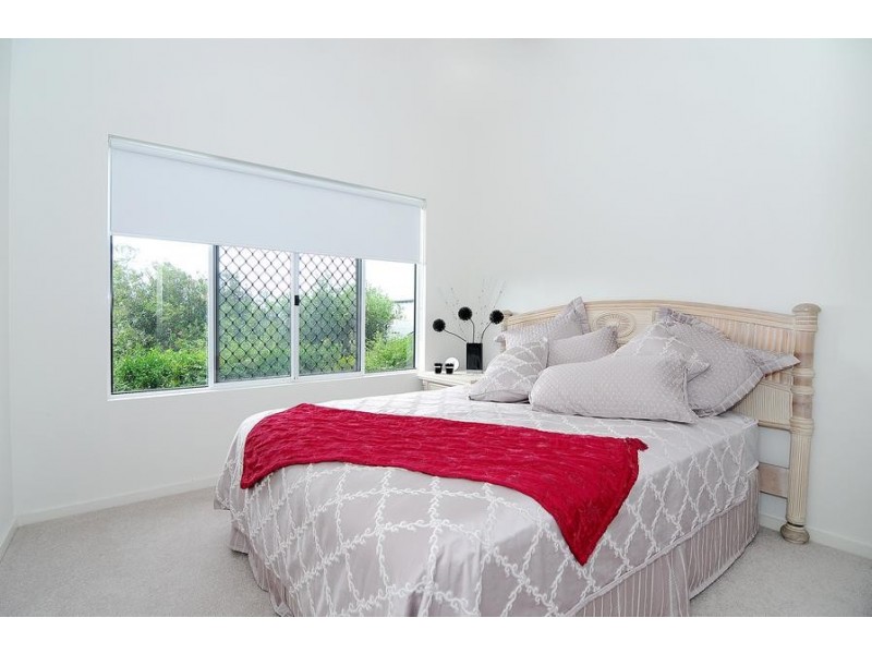 49 Flecker Street, Whitfield QLD 4870