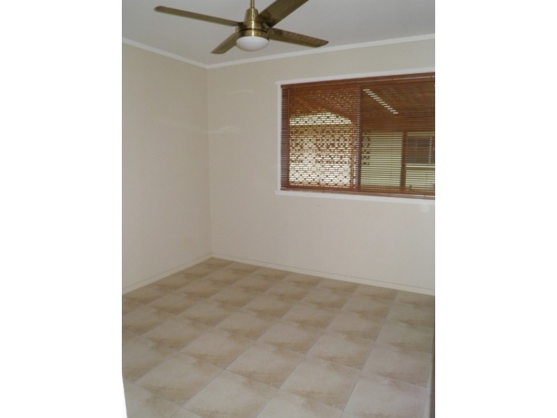 11 Purbeck Place, Edge Hill QLD 4870