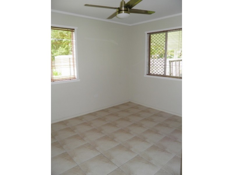 11 Purbeck Place, Edge Hill QLD 4870