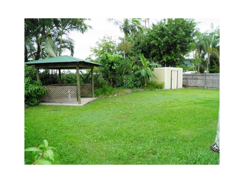 11 Purbeck Place, Edge Hill QLD 4870