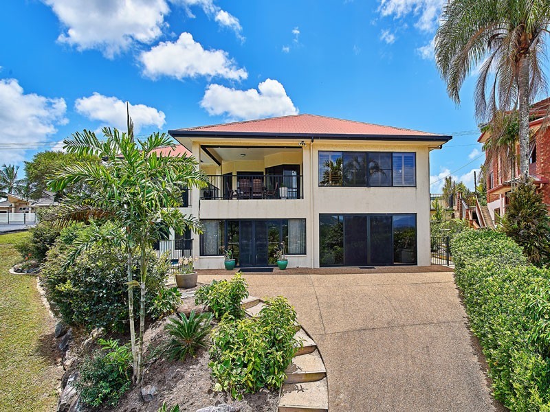 41-43 Koppen Terrace, Mooroobool QLD 4870