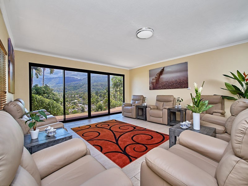 41-43 Koppen Terrace, Mooroobool QLD 4870