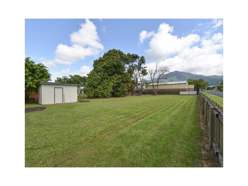 33 Armstrong Street, Edmonton QLD 4869