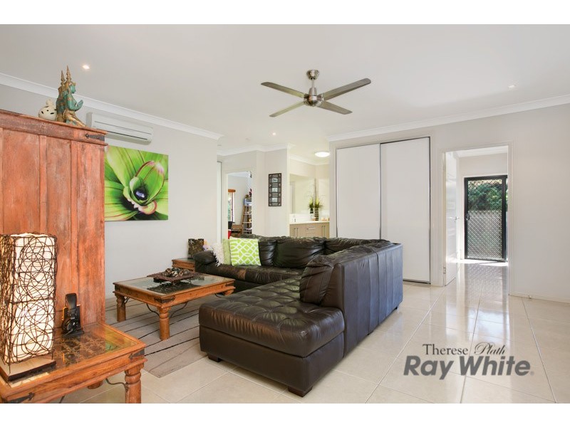 Bentley Park QLD 4869