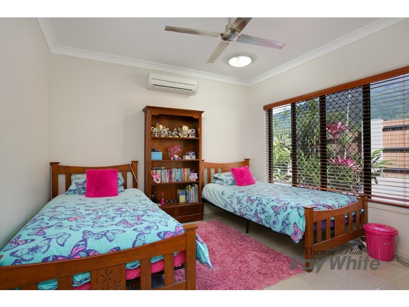 Bentley Park QLD 4869