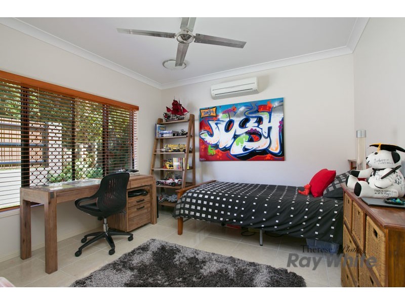 Bentley Park QLD 4869