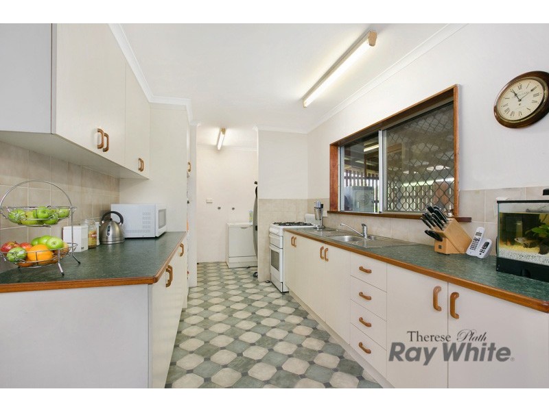 30 Jensen Street, Manoora QLD 4870