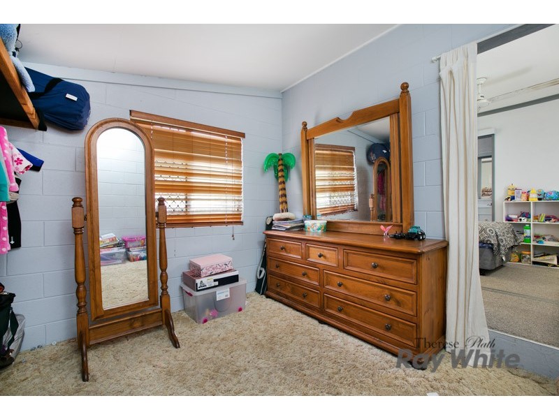 30 Jensen Street, Manoora QLD 4870