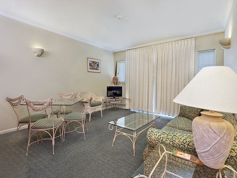 10/62 Abbott Street, Cairns City QLD 4870