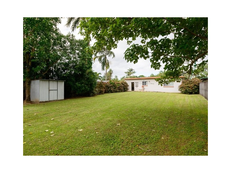 Mooroobool QLD 4870