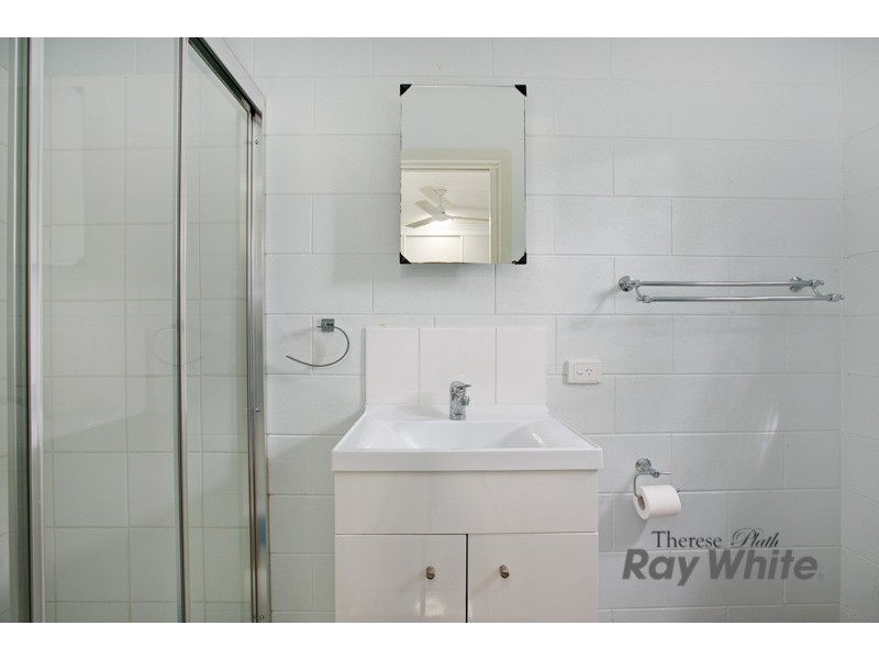 Bentley Park QLD 4869