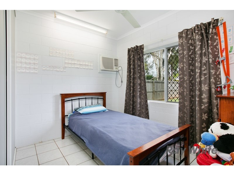 Bentley Park QLD 4869