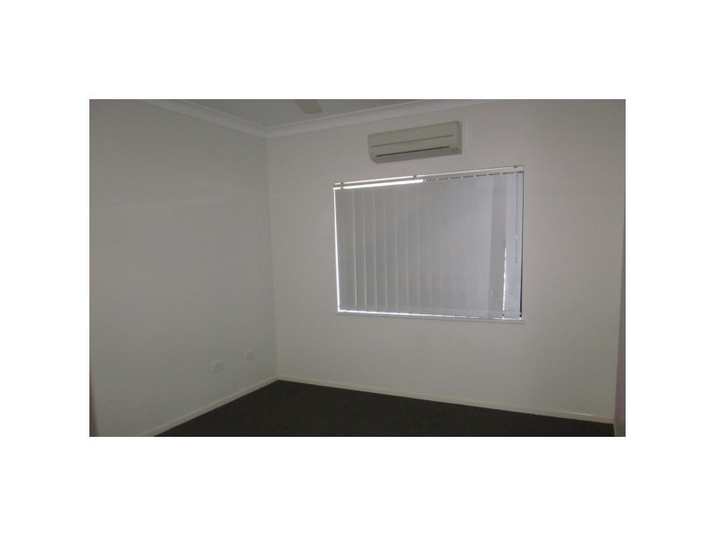 Bentley Park QLD 4869