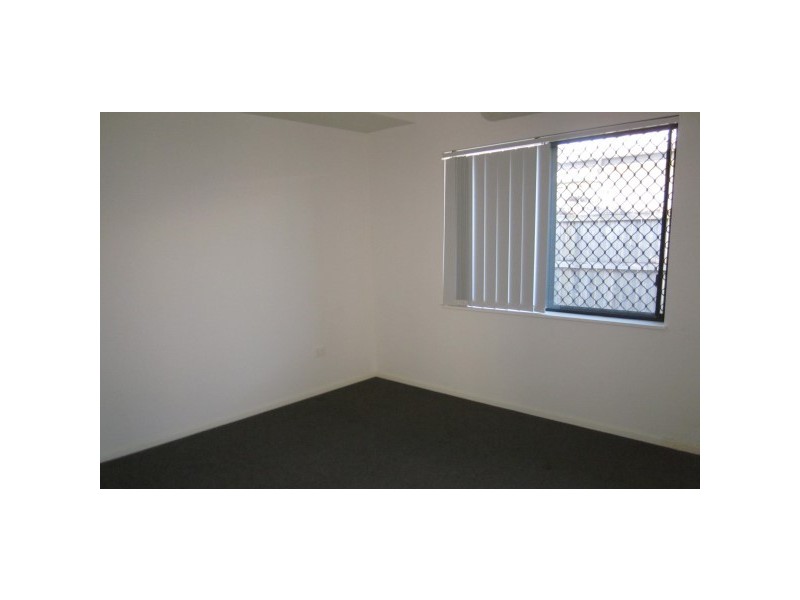 Bentley Park QLD 4869