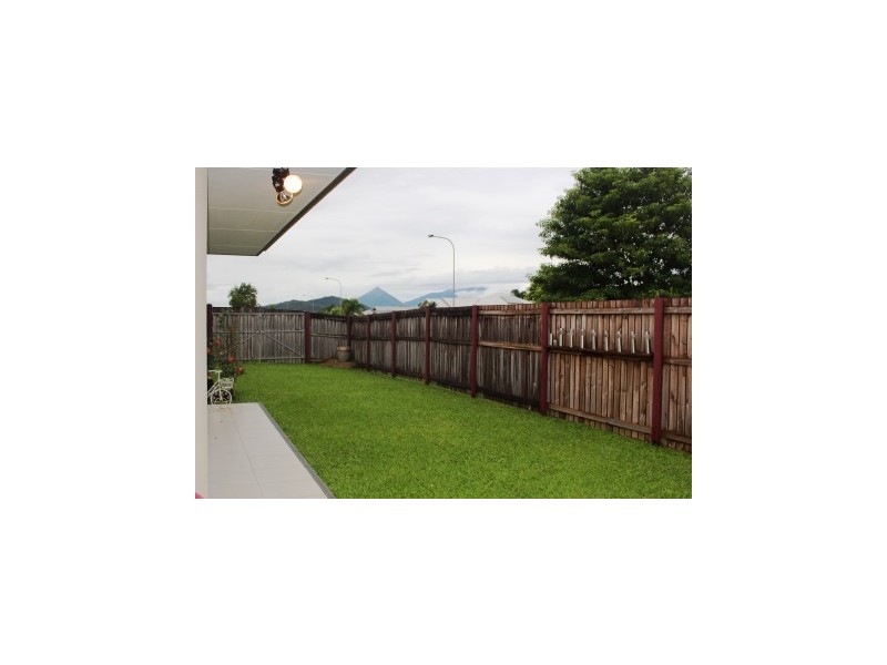 Bentley Park QLD 4869