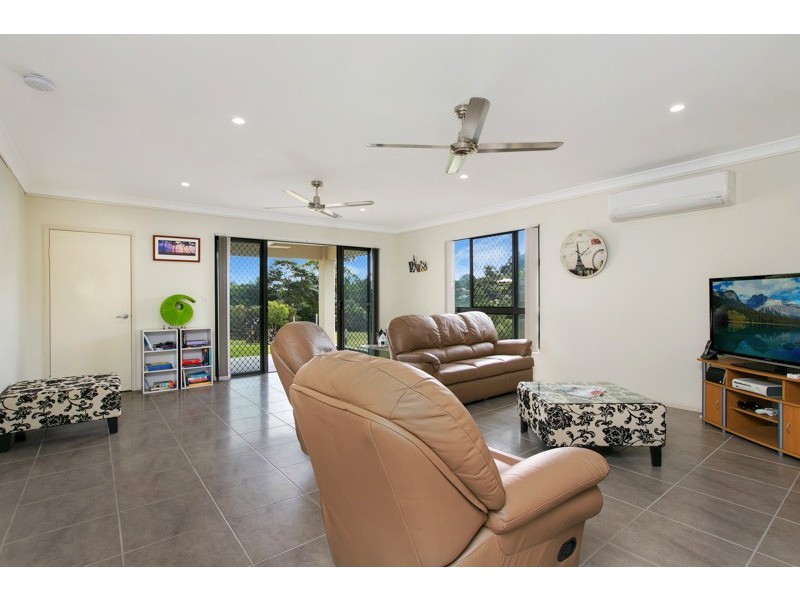 7 Pandan Close, Mount Sheridan QLD 4868