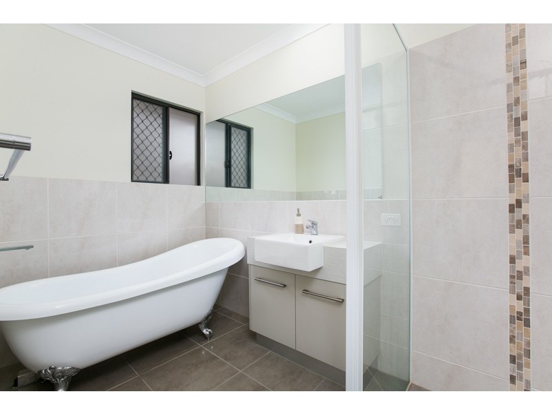 7 Pandan Close, Mount Sheridan QLD 4868