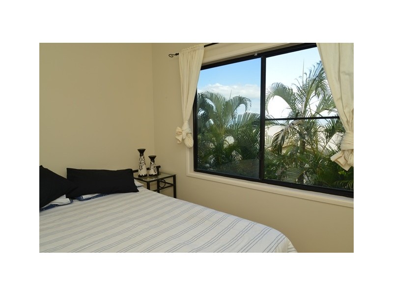 17 Guthrie Close, Bentley Park QLD 4869