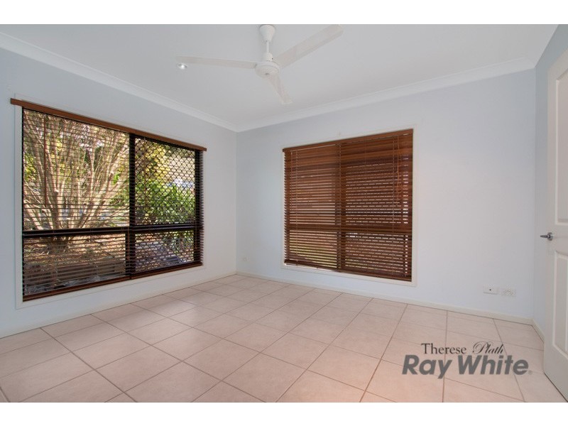 21 Pheasant Street, Bayview Heights QLD 4868