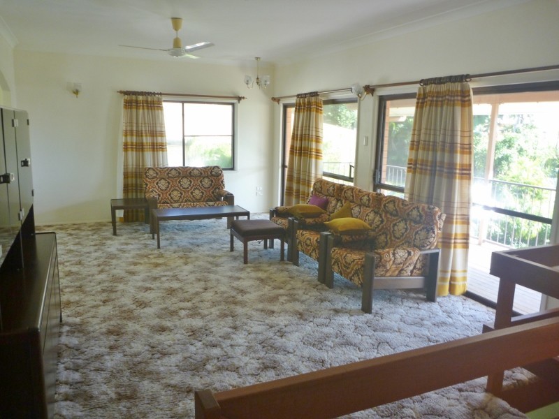 9 Fiesta Close, Bayview Heights QLD 4868