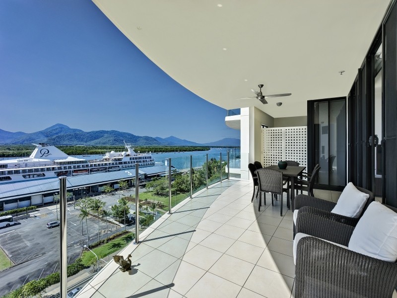 1003/25 Wharf Street, Cairns City QLD 4870