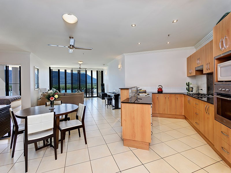 1003/25 Wharf Street, Cairns City QLD 4870