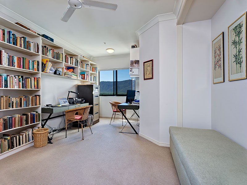 1003/25 Wharf Street, Cairns City QLD 4870