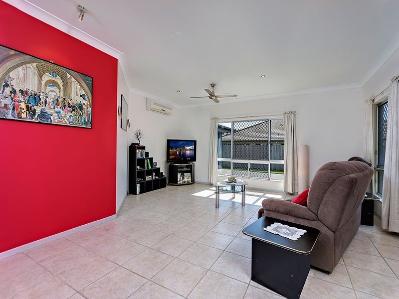 16 Myalup Close, Kewarra Beach QLD 4879