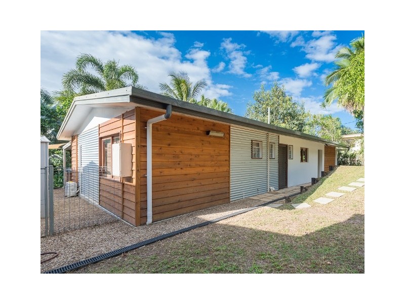 32 Granadilla Drive, Earlville QLD 4870