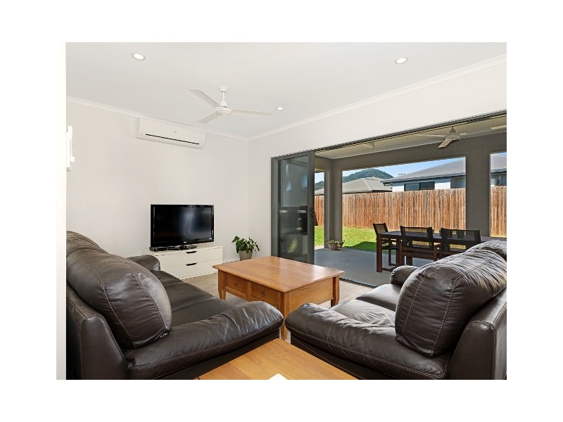 3 Frank Street, Redlynch QLD 4870