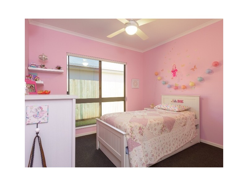 3 Frank Street, Redlynch QLD 4870