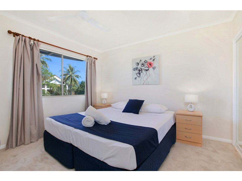 15/275 Esplanade, Cairns North QLD 4870