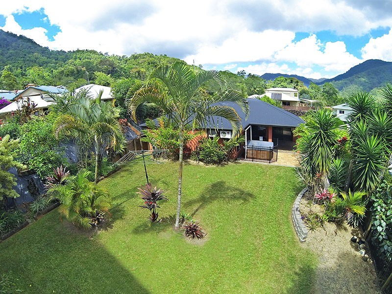 47 Fairley Street, Redlynch QLD 4870