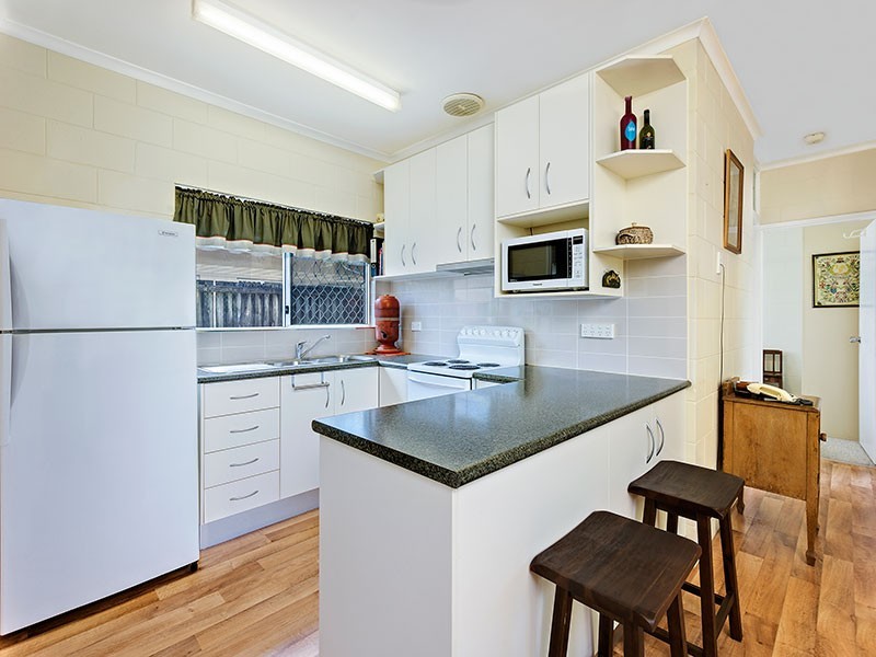 34 Hay Street, Mount Sheridan QLD 4868