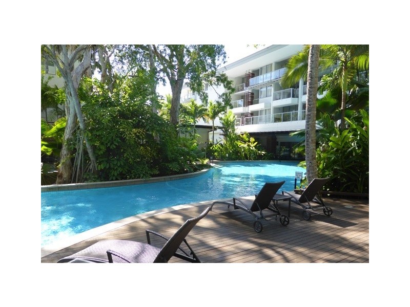 Palm Cove QLD 4879