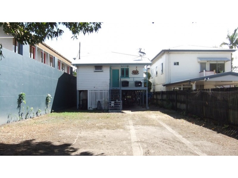 174 Buchan Street, Bungalow QLD 4870