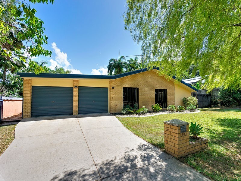 18 Longden Street, Brinsmead QLD 4870