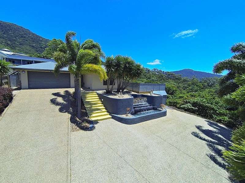 15 Alstonia Close, Redlynch QLD 4870