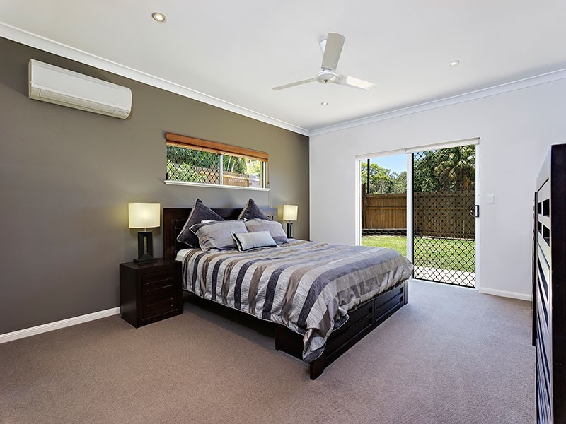 35 Hideaway Close, Palm Cove QLD 4879