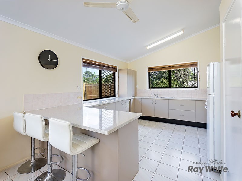10 Whitton Street, White Rock QLD 4868