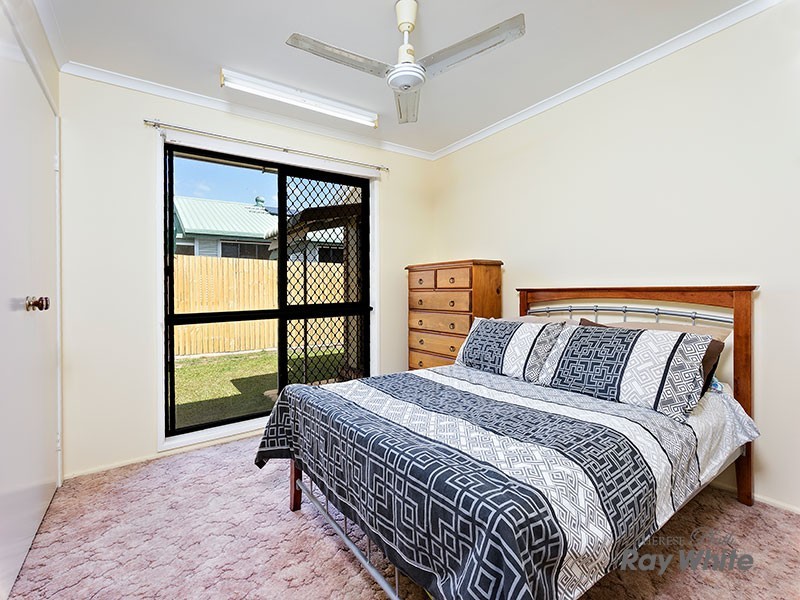 10 Whitton Street, White Rock QLD 4868