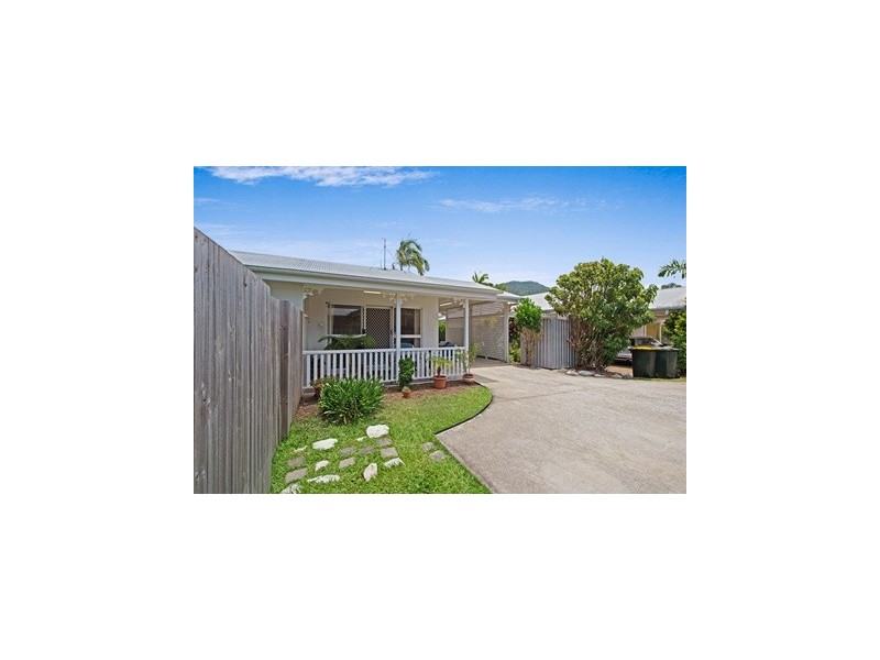 2/12-14 Ireland Crescent, Whitfield QLD 4870