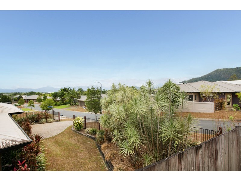 20 Capricorn Street, Bentley Park QLD 4869
