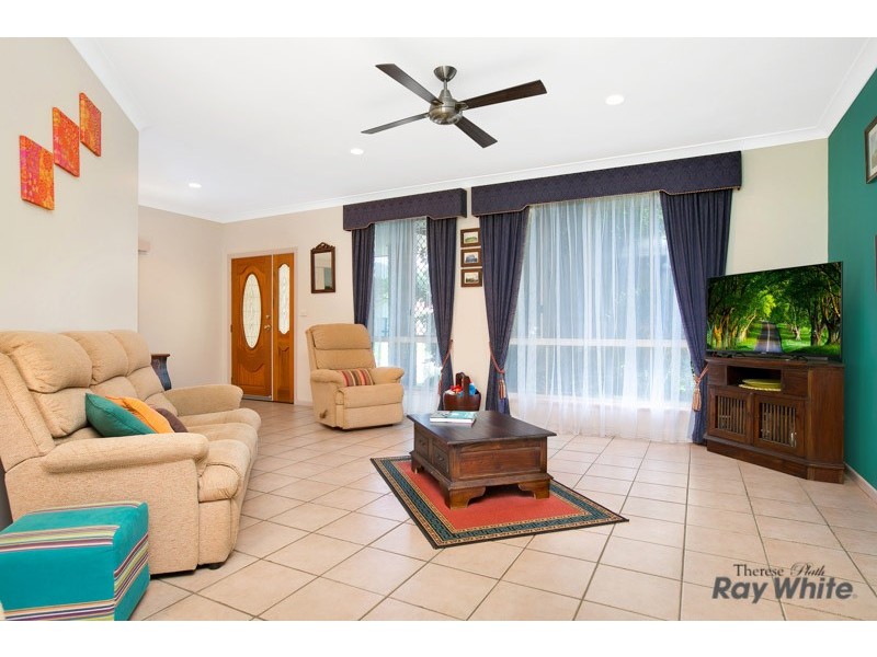 14 De Vecchi Close, Edmonton QLD 4869